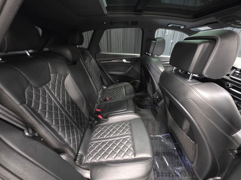 Used 2020 Audi SQ5 Premium Plus w/ Premium Plus Package AWD/4WD image 41