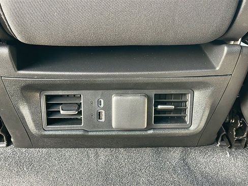 New 2026 GMC Sierra 1500 Elevation image 16