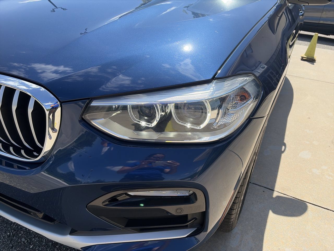 Used 2019 BMW X4 xDrive30i w/ Driving Assistance Package AWD/4WD image 11