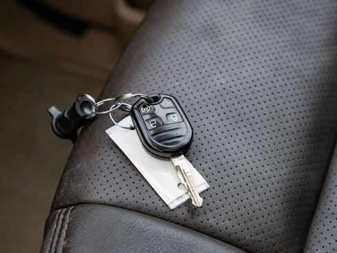 Used 2016 Ford F250 King Ranch w/ FX4 Off-Road Package image 59