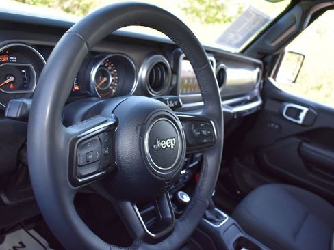 Used 2023 Jeep Wrangler Unlimited Sport AWD/4WD image 10