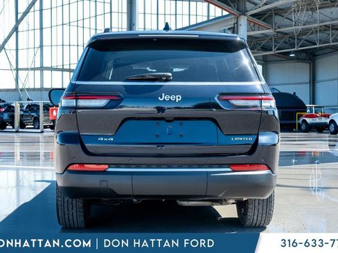 Used 2023 Jeep Grand Cherokee L Limited AWD/4WD image 30