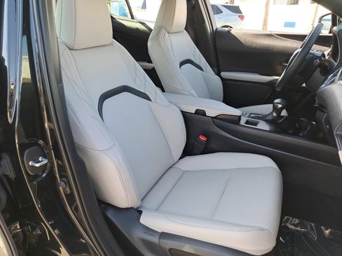Used 2024 Lexus UX 250h FWD image 10