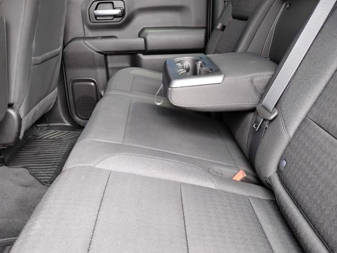 Used 2022 Chevrolet Silverado 1500 Custom image 18