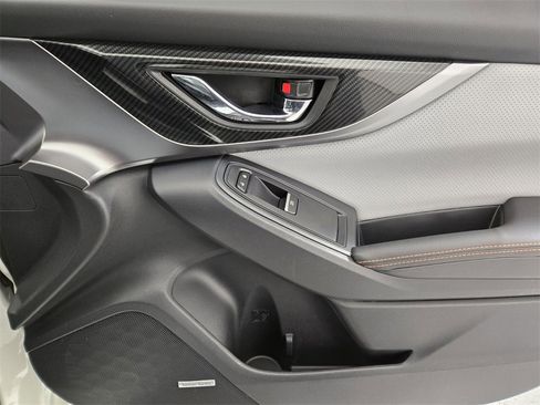 Used 2019 Subaru Crosstrek 2.0i Limited w/ Moonroof Package w/Navigation image 22