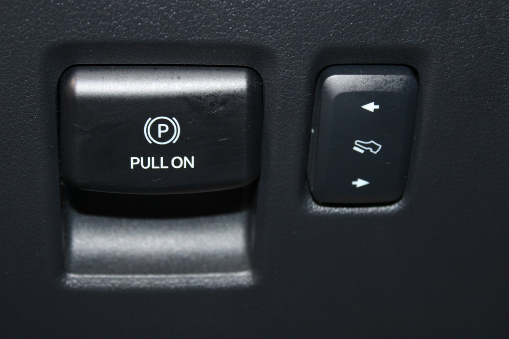 Used 2025 Ford F150 Platinum AWD/4WD image 39