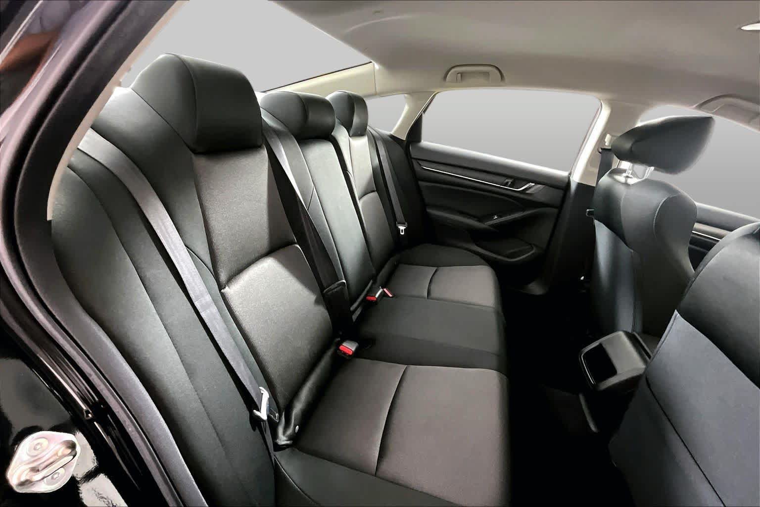 Used 2019 Honda Accord LX image 19