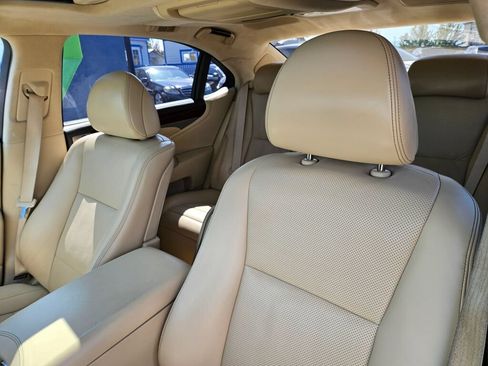 Used 2013 Lexus LS 600h L w/ Executive-Class Seating Pkg AWD/4WD image 13