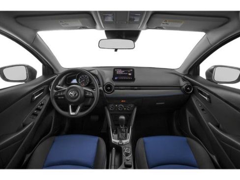 Used 2019 Toyota Yaris LE FWD image 8