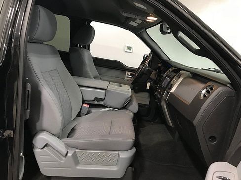 Used 2011 Ford F150 XLT w/ XLT Chrome Pkg RWD image 12