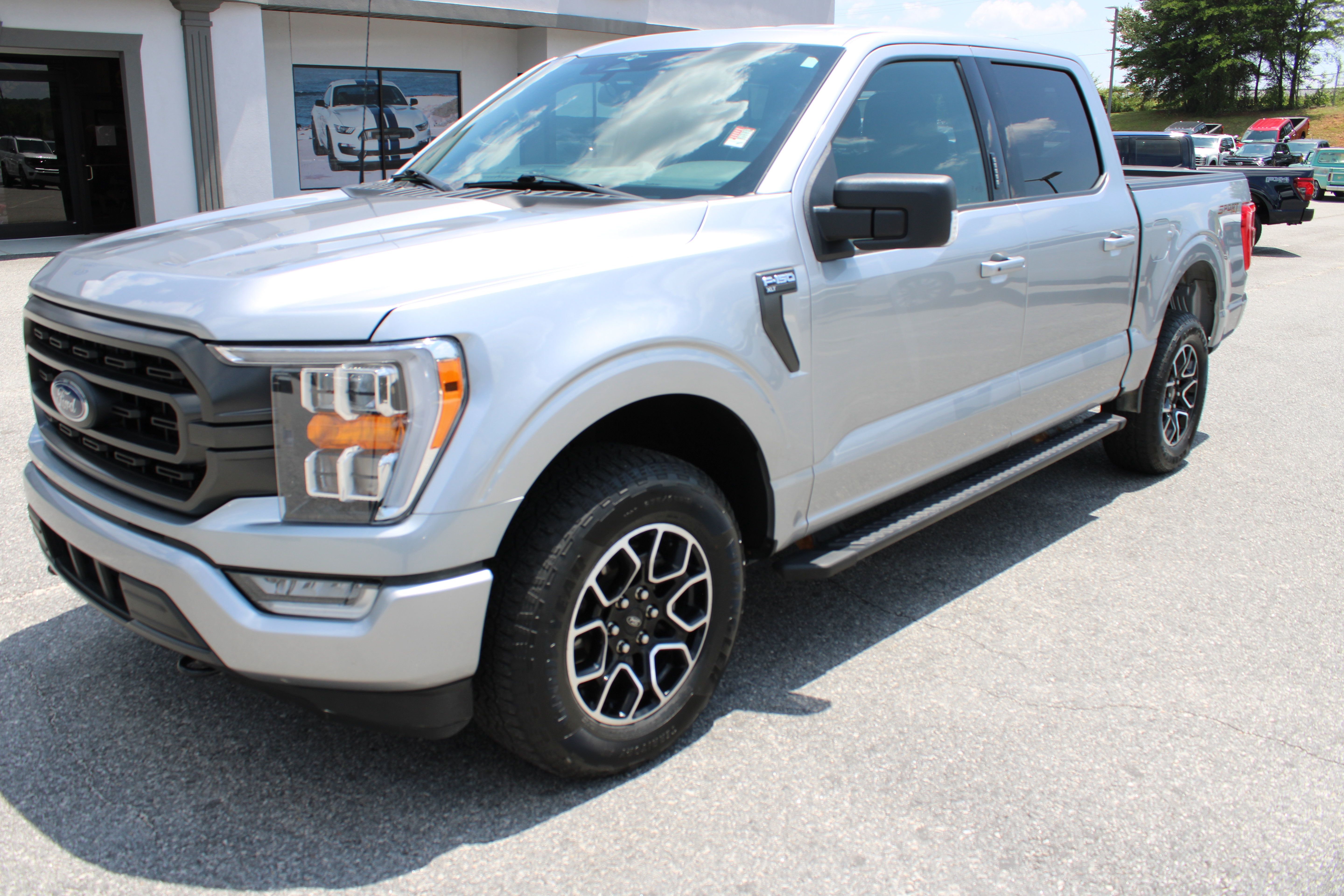 Used 2023 Ford F150 XLT w/ Equipment Group 302A High AWD/4WD image 8