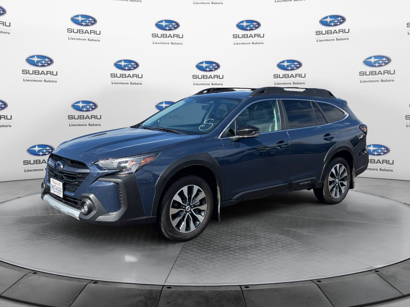 Used 2024 Subaru Outback Limited XT AWD/4WD image 3