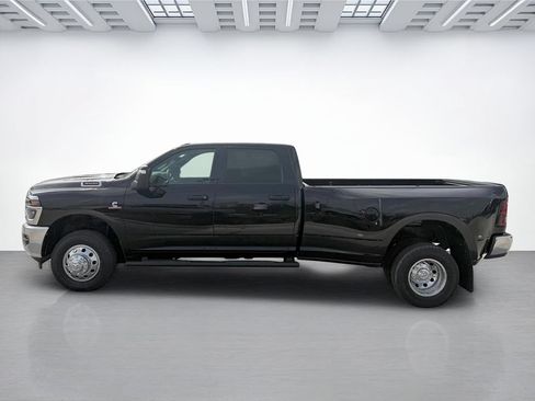 New 2026 RAM 3500 Tradesman AWD/4WD image 6