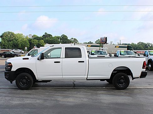 Used 2026 RAM 2500 Tradesman AWD/4WD image 6