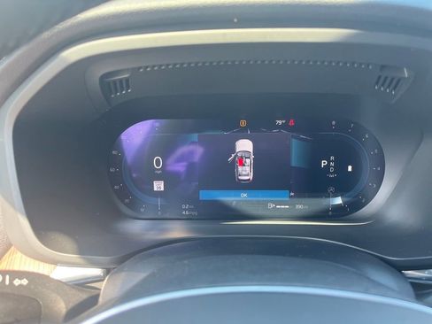 Used 2023 Volvo XC60 B5 Plus image 10