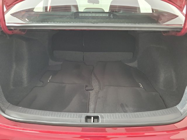 Used 2025 Toyota Corolla LE FWD image 10