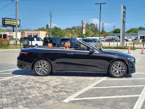 Used 2023 Mercedes-Benz E 450 Cabriolet image 6