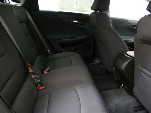 Used 2022 Chevrolet Malibu LS FWD image 27