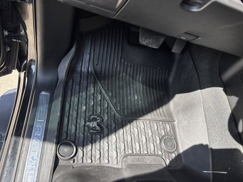 Used 2020 RAM 1500 Laramie image 26