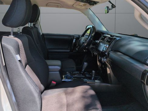 Used 2016 Toyota 4Runner Trail AWD/4WD image 15