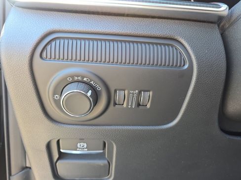 New 2026 Jeep Grand Wagoneer Summit AWD/4WD image 30