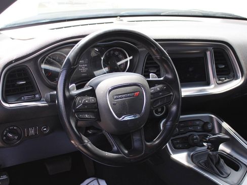 Used 2022 Dodge Challenger GT RWD image 8
