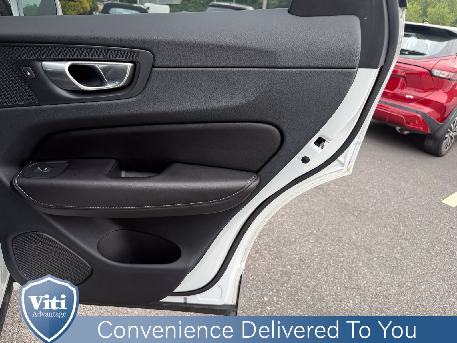 Certified 2023 Volvo XC60 B6 Ultimate w/ Protection Package Premier AWD/4WD image 26