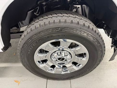 New 2026 Ford F250 Lariat w/ Chrome Package image 5