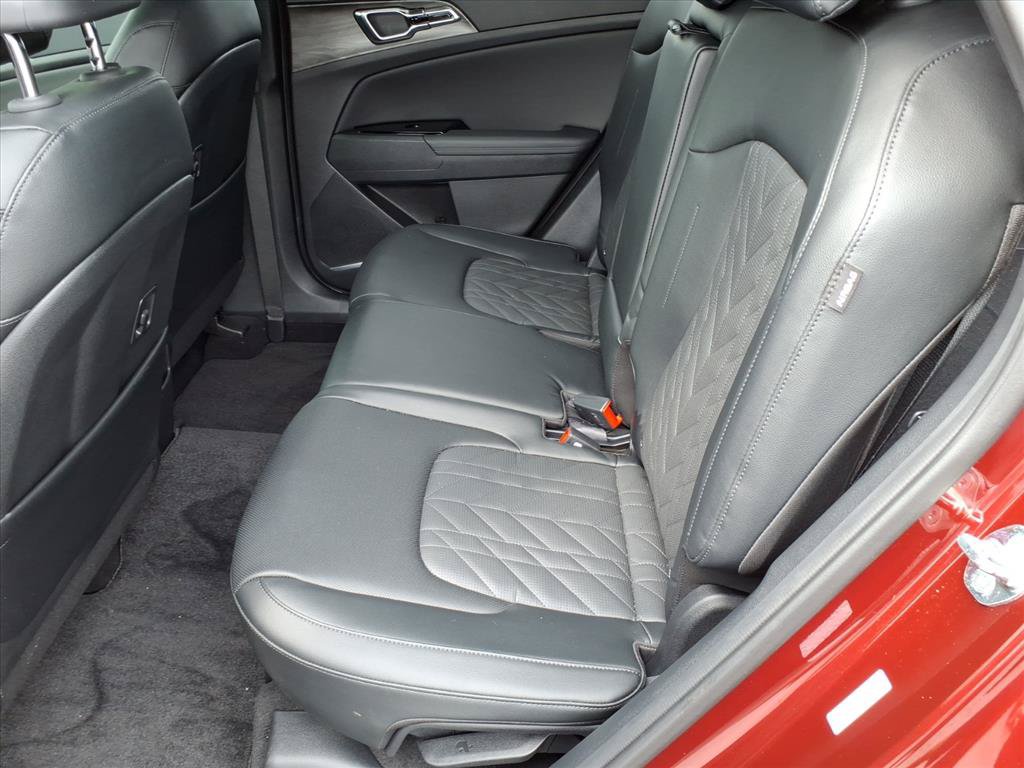 Used 2025 Kia Sportage X-Pro Prestige AWD/4WD image 12