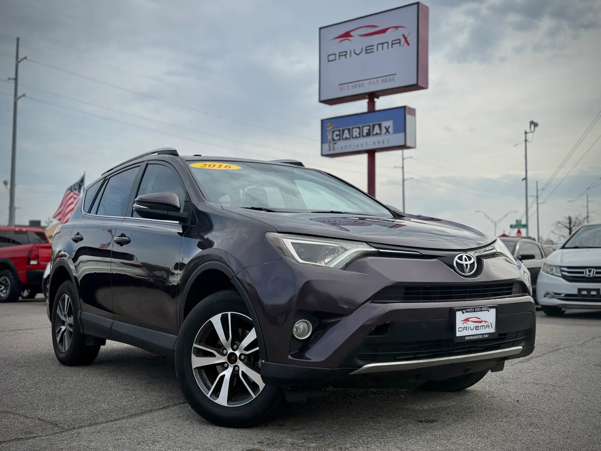Used 2016 Toyota RAV4 XLE FWD image 1