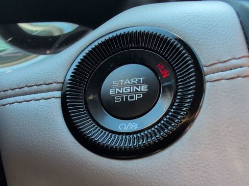 Used 2022 Jeep Compass Limited image 28