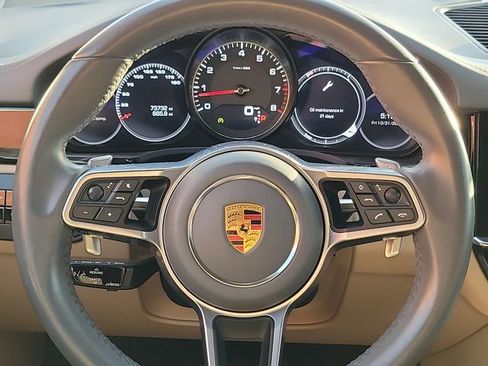 Used 2021 Porsche Cayenne S image 11