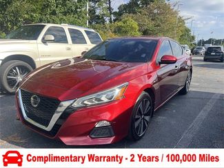 Used 2021 Nissan Altima 2.5 SV image 1