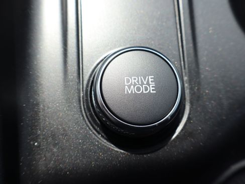 Used 2025 Ford Explorer ST AWD/4WD image 29