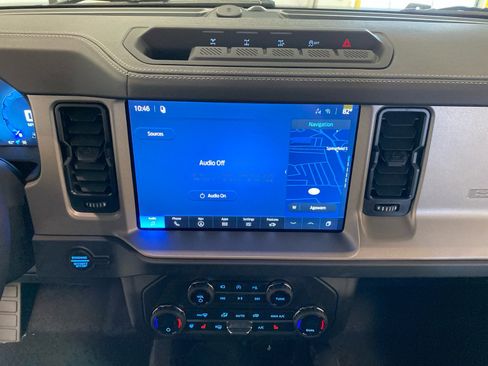 New 2026 Ford Bronco Outer Banks w/ Sasquatch Package AWD/4WD image 29