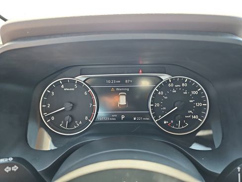 Used 2021 Nissan Rogue SV AWD/4WD image 19