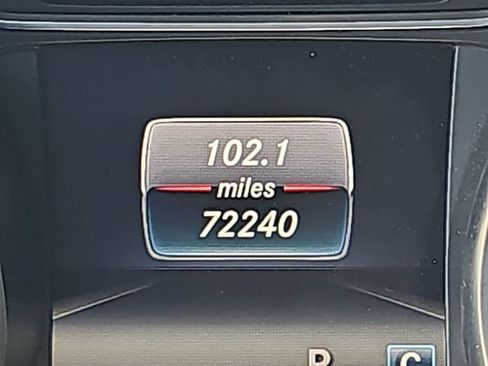 Used 2018 Mercedes-Benz CLA 250 4MATIC image 16
