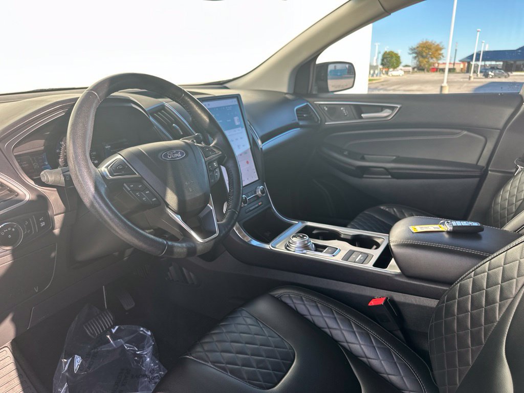 Certified 2023 Ford Edge Titanium AWD/4WD image 15