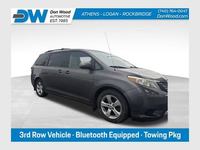 Used 2013 Toyota Sienna LE w/ Towing Pkg