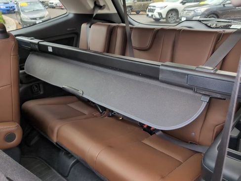 Used 2024 Subaru Ascent Touring image 15