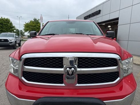 Used 2016 RAM 1500 Classic SLT AWD/4WD image 9