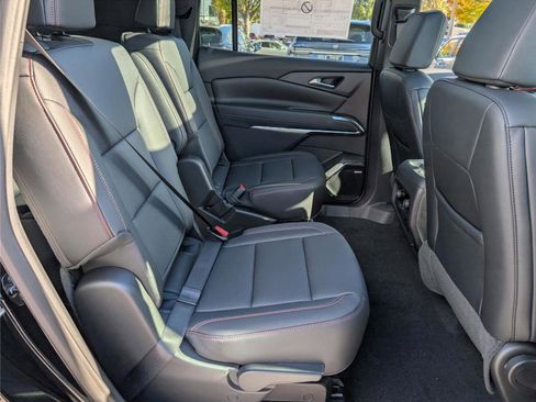 New 2026 Chevrolet Traverse Z71 w/ Enhanced Driving Package image 10
