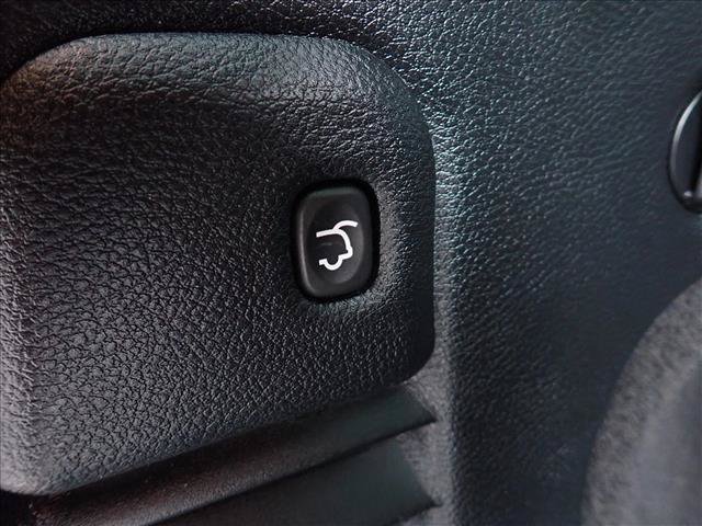 Used 2019 Jeep Grand Cherokee Trailhawk w/ Trailhawk Luxury Group AWD/4WD image 9