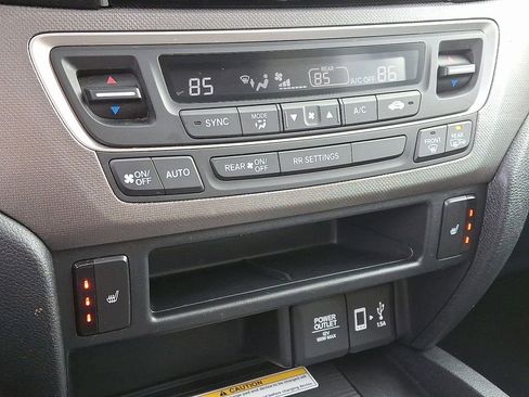 Used 2023 Honda Ridgeline RTL-E image 16