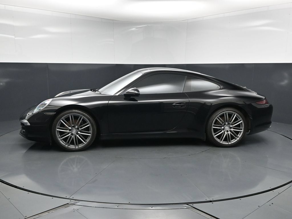 Used 2013 Porsche 911 Carrera RWD image 2