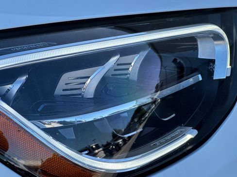 Used 2023 Mercedes-Benz GLC 300 4MATIC Coupe image 10