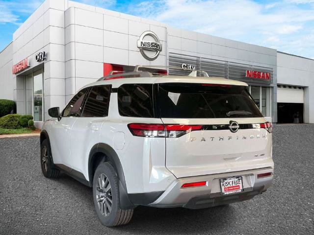 Certified 2025 Nissan Pathfinder SL AWD/4WD image 8