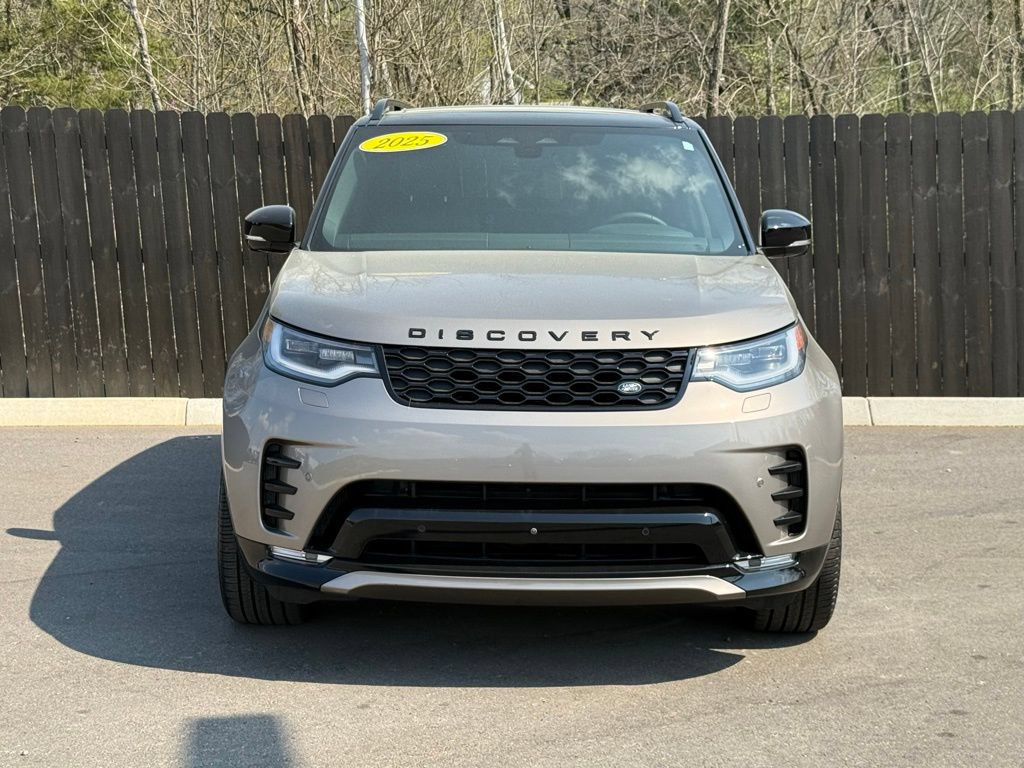 Certified 2025 Land Rover Discovery Dynamic SE AWD/4WD image 9
