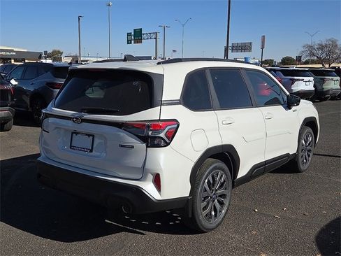 New 2025 Subaru Forester Touring image 4