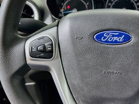Used 2018 Ford Fiesta SE FWD image 18
